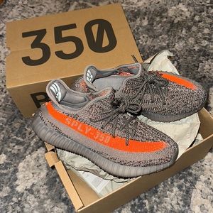 YEEZY Boost 350 v2 beluga reflective